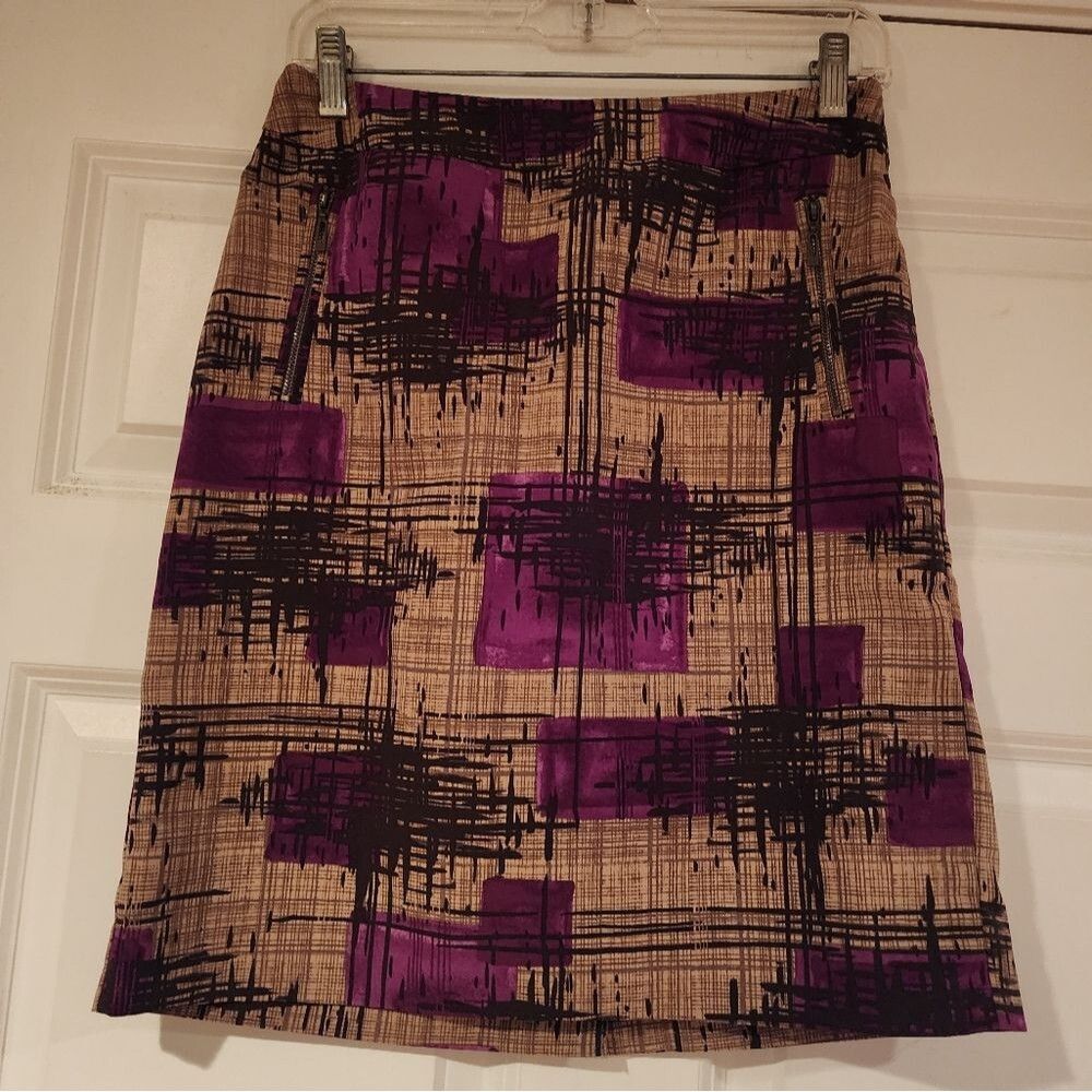 Merona brown and purple lined skirt with pockets Size 2